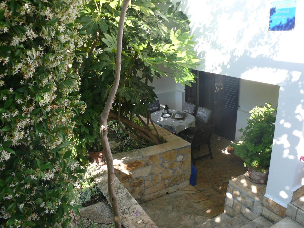 Apartment Marijana Poreč Exteriör bild